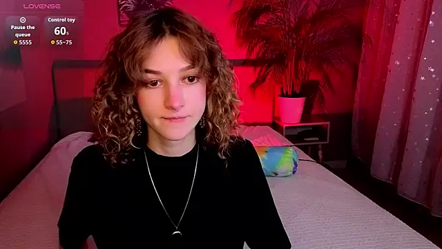 Snapshot of __grace__ chatting on October 2025 10:24:01 AM grace online show from October 2025 10:24:01 AM