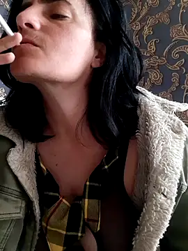 Gecenin Kralicesi online show from May 2026 05:34:02 AM
