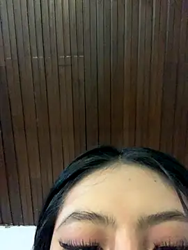 KloePink  online show from October 2025 12:46:02 PM