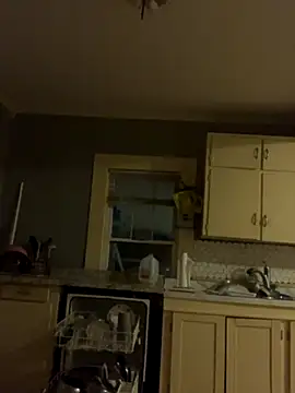 Snapshot of TaylorMade2223 chatting on September 2025 09:11:01 AM TaylorMade2223 online show from September 2025 09:11:01 AM