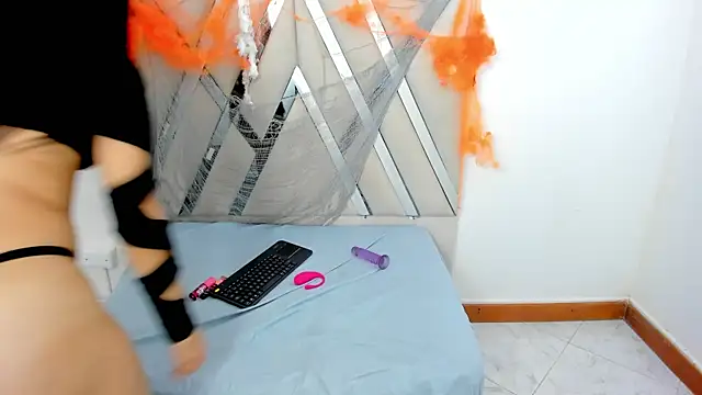 Zai zuleta online show from October 2025 03:29:02 AM