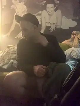 Snapshot of Hothotboyg chatting on February 2026 10:34:02 AM Hothotboyg online show from February 2026 10:34:02 AM