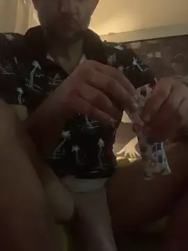 Snapshot of Hothotboyg chatting on April 2026 01:39:01 AM Hothotboyg online show from April 2026 01:39:01 AM