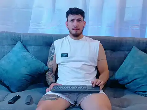 JaxRagnar088 online show from October 2025 10:45:01 PM