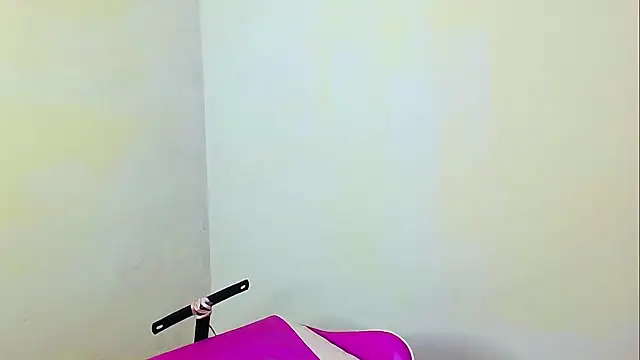 Big latinax online show from November 2025 04:22:02 AM