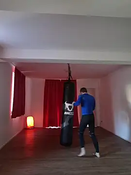 EyesNeverLies online show from December 2025 02:55:01 PM