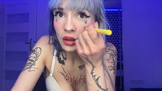 FluffySlutt online show from December 2025 12:29:02 AM