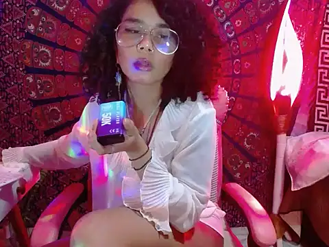 Delliriummm online show from March 2026 03:50:01 AM