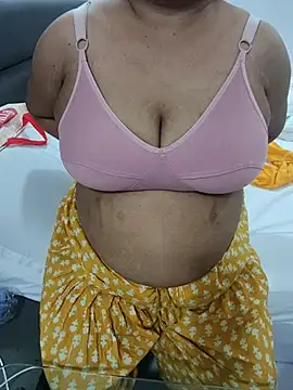 Snapshot of Cute-Malini chatting on September 2025 07:29:01 AM Cute-Malini online show from September 2025 07:29:01 AM