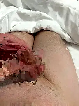 Snapshot of lolo33500 chatting on October 2025 07:55:01 PM lolo33500 online show from October 2025 07:55:01 PM