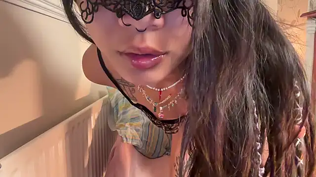 PixieDaisyy online show from May 2026 04:18:01 AM