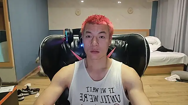 AAASuck online show from April 2026 03:12:01 PM