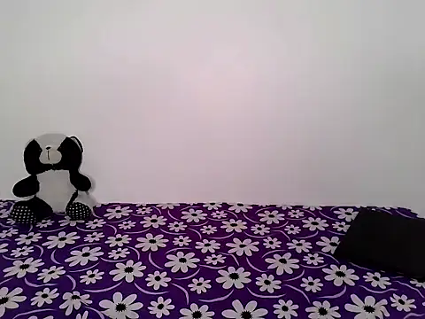 Naina gf online show from September 2025 05:35:01 PM