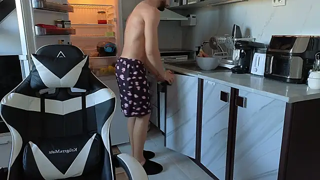 Snapshot of RyanStorm_ chatting on November 2025 01:54:02 PM RyanStorm online show from November 2025 01:54:02 PM