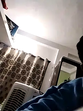 Snapshot of avi007p chatting on November 2025 06:48:02 PM avi007p online show from November 2025 06:48:02 PM