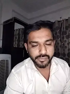 Snapshot of avi007p chatting on November 2025 09:37:01 PM avi007p online show from November 2025 09:37:01 PM