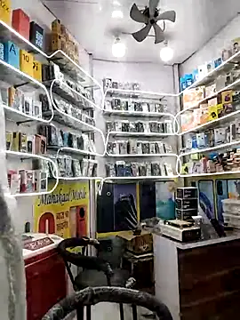 Snapshot of avi007p chatting on November 2025 10:59:01 AM avi007p online show from November 2025 10:59:01 AM