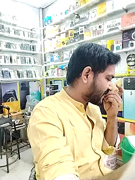 Snapshot of avi007p chatting on November 2025 09:44:02 AM avi007p online show from November 2025 09:44:02 AM