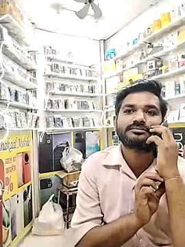 Snapshot of avi007p chatting on December 2025 01:20:02 PM avi007p online show from December 2025 01:20:02 PM