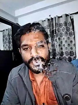 Snapshot of avi007p chatting on December 2025 07:10:02 PM avi007p online show from December 2025 07:10:02 PM