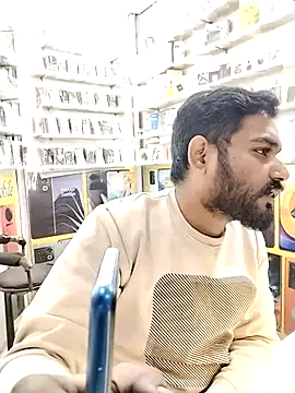 Snapshot of avi007p chatting on January 2026 02:11:01 PM avi007p online show from January 2026 02:11:01 PM