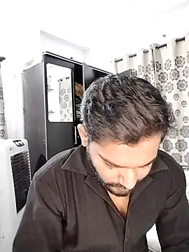 Snapshot of avi007p chatting on February 2026 01:20:01 PM avi007p online show from February 2026 01:20:01 PM