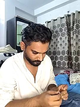 avi007p online show from June 2026 07:56:01 PM
