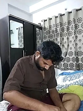 Snapshot of avi007p chatting on July 2026 04:38:01 PM avi007p online show from July 2026 04:38:01 PM