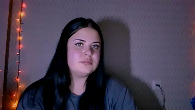  Trisha li online show from November 2025 05:17:01 PM