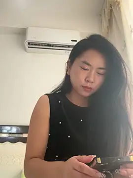 Snapshot of DHJM168 chatting on September 2025 06:17:02 AM DHJM168 online show from September 2025 06:17:02 AM