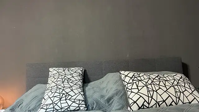 Snapshot of RioBlaze chatting on September 2025 02:40:01 PM RioBlaze online show from September 2025 02:40:01 PM