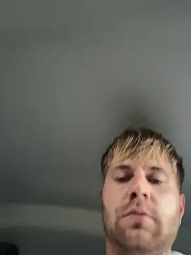 Snapshot of RioBlaze chatting on September 2025 04:23:02 PM RioBlaze online show from September 2025 04:23:02 PM