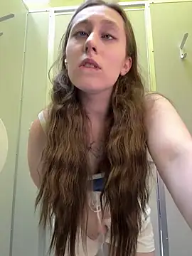 FroggyAnna online show from June 2026 05:00:01 PM