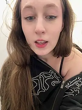 FroggyAnna online show from July 2026 03:27:02 PM