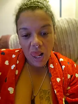 Snapshot of GoddessChantelle chatting on June 2026 07:21:02 AM GoddessChantelle online show from June 2026 07:21:02 AM