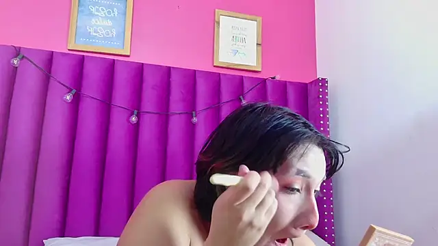 cosplaydate online show from November 2025 02:55:02 AM