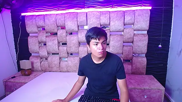 NatyyAlex online show from September 2025 08:22:02 PM