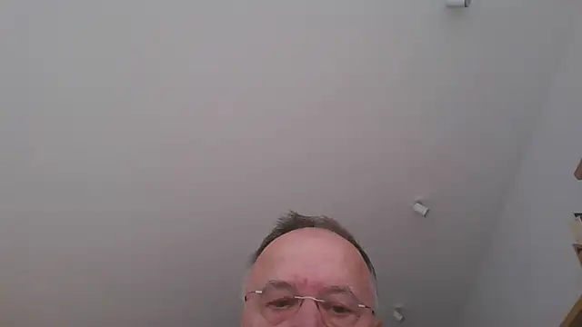 Snapshot of knodli chatting on October 2025 01:06:02 PM knodli online show from October 2025 01:06:02 PM