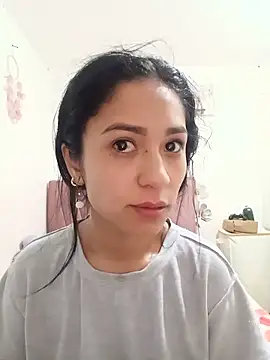 Liahdiaz  online show from June 2026 01:36:01 PM