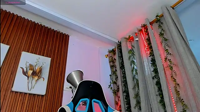 Snapshot of galactica_ chatting on February 2026 11:48:02 AM galactica online show from February 2026 11:48:02 AM