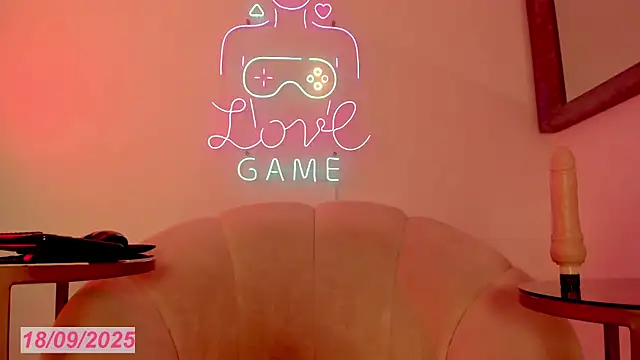 Snapshot of Isabella_Haddad chatting on September 2025 12:39:01 PM Isabella Haddad online show from September 2025 12:39:01 PM