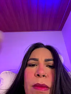 Vicky Saidi online show from November 2025 11:40:02 AM