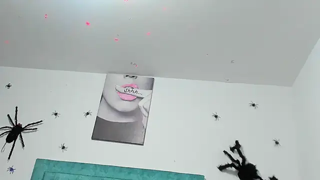 Snapshot of Rihanna_hotx chatting on October 2025 03:29:02 AM Rihanna hotx online show from October 2025 03:29:02 AM