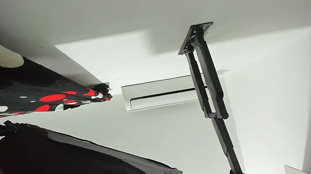 Rihanna hotx online show from November 2025 12:24:02 AM