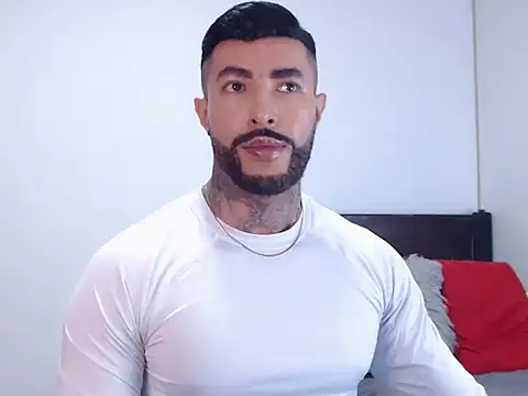 andrea de lucaa online show from November 2025 02:43:02 AM