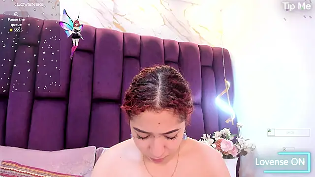 Snapshot of megannherrera chatting on November 2025 11:53:01 AM megannherrera online show from November 2025 11:53:01 AM