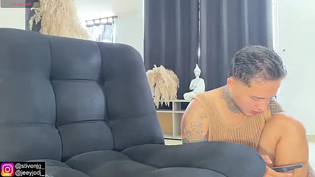 tattoguys cums online show from October 2025 02:29:01 PM