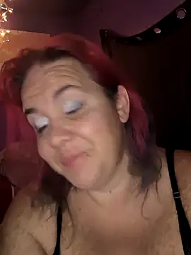 Snapshot of Courdles chatting on November 2025 09:09:01 AM Courdles online show from November 2025 09:09:01 AM