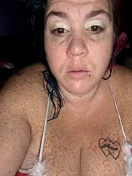 Snapshot of Courdles chatting on December 2025 09:36:02 AM Courdles online show from December 2025 09:36:02 AM