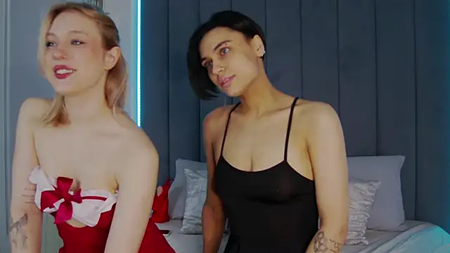 Snapshot of VioletAsh chatting on September 2025 04:29:01 AM VioletAsh online show from September 2025 04:29:01 AM